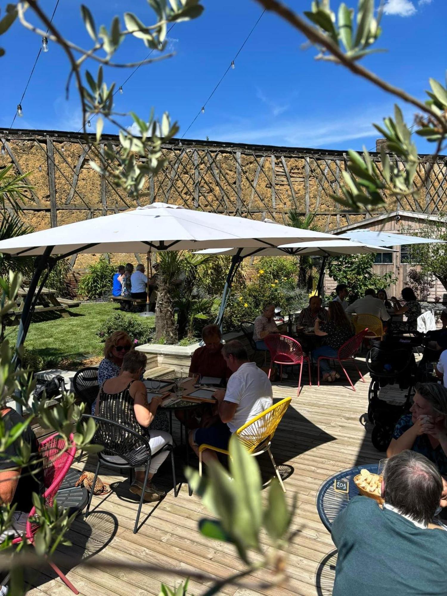 L'Auberge De Papa Auzouville-sur-Ry ภายนอก รูปภาพ